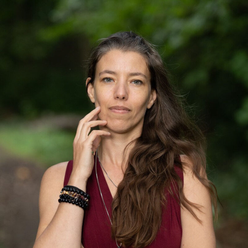 Ellen Hartl lezing zelfzorg - boek lief voor jezelf - Spirituele beurs Bloom fairs