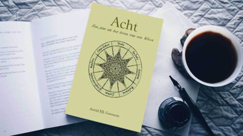 Acht een jaar uit het leven van een Wicca Astrid Goossens Bloom Afbeelding