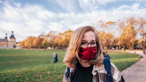 Carla Peeters Mondkapjesplicht Middelbare School Kindermishandeling Bloom Web 2021 Juli