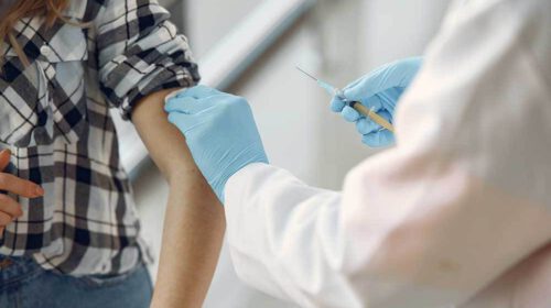 Debat Vaccinatie Carla Peeters Online Juli 2021 Bloom
