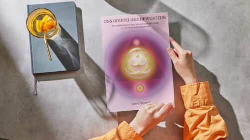 Gerrit Verweij Boekentip Ons Goddelijke bewustzijn Bloom 8 header artikel Bloom 1