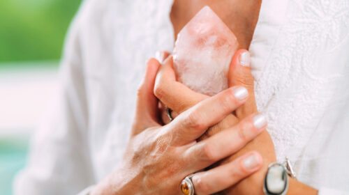 Tetsiea Blijham header artikel kristallen kristalmeditatie2