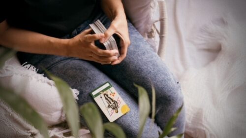 Van Lenormand naar tarot Emily Taels header artikel Bloom