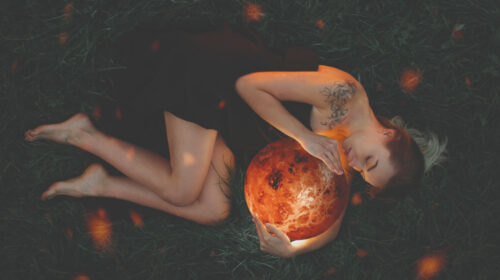Venus in Ram Bloom 2 header artikel