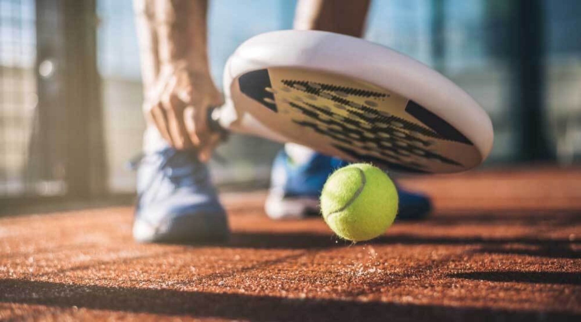 Hoe padel niet alleen je lichaam maar ook je geest versterkt