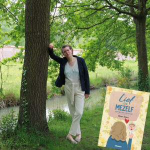 Karen Geens lezing lief voor mezelf inclusief Signeersessie Spirituele beurs Bloom Fairs