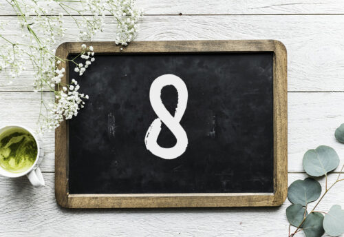 Numerologie-Betekenis-Geboorte-Getal-8-Bloom