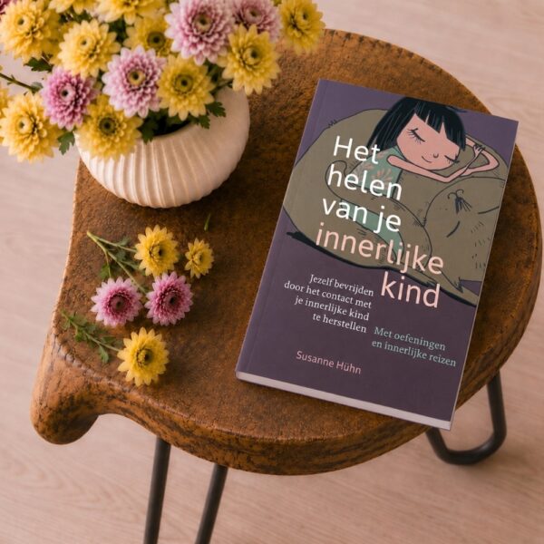 Het helen van je innerlijke kind Susanne Huhn 9789460151668 boek Bloom web